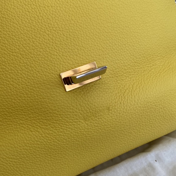 Balenciaga Leather Le Dix New Cartable Shoulder Bag - Picture 16 of 17